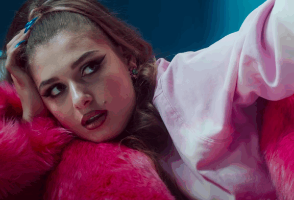« Pretty Girl Lie » de Baby Queen