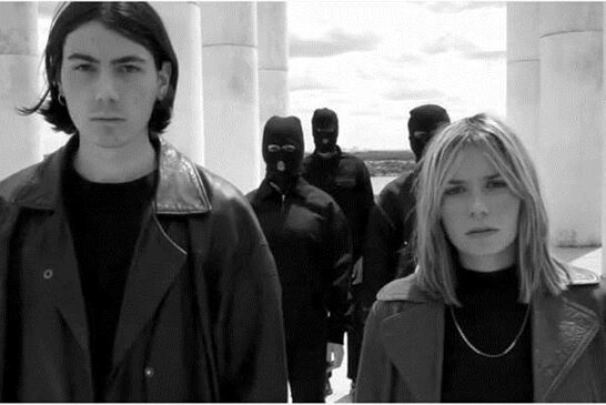 « Hide My Face » de Dalhia