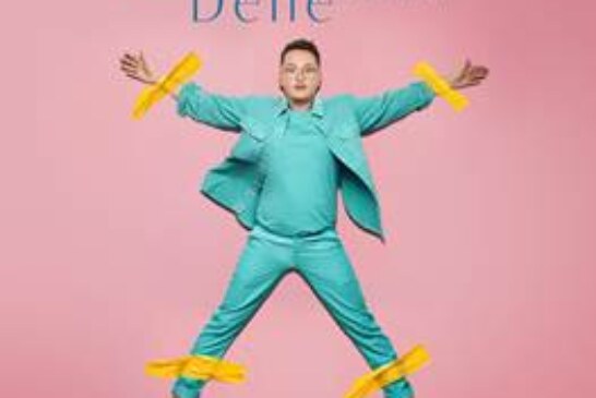 Antoine DELIE dévoile « Dis-moi »